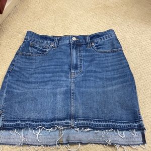 Madewell Shark bite hem denim mini skirt Sz 26